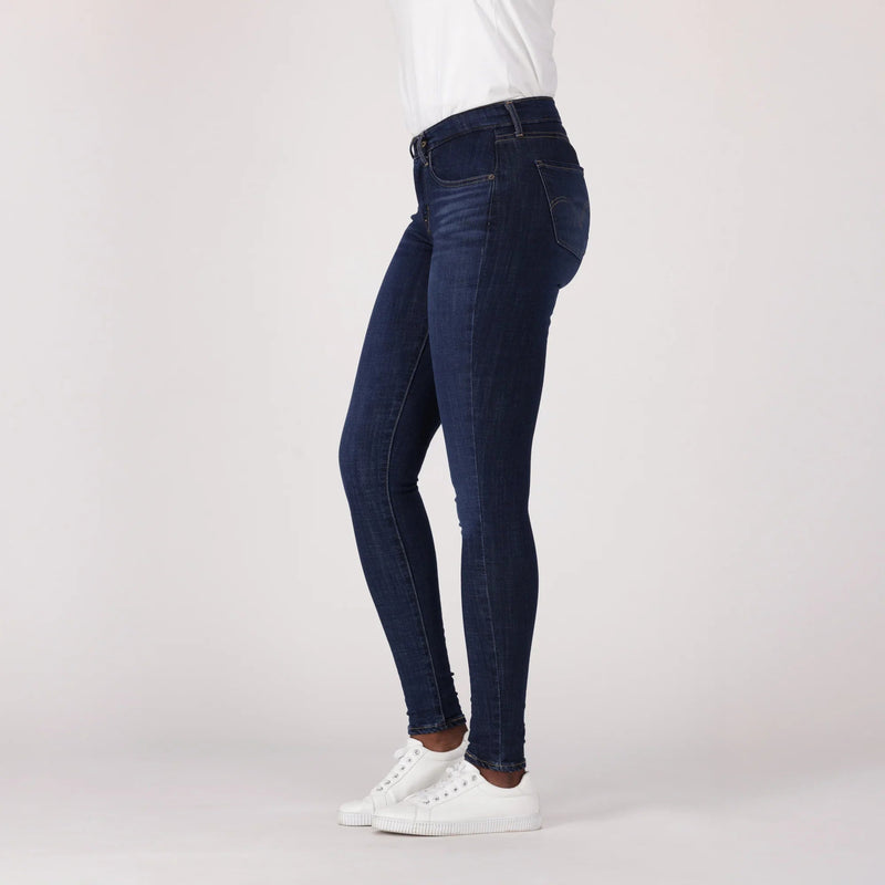 LEVI'S® WOMEN'S CURVY SUPER SKINNY  - DARK INDIGO - WORN IN