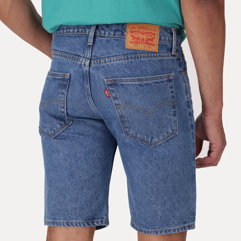 LEVI'S® MEN'S 405 STANDARD SHORTS - MED INDIGO - WORN IN