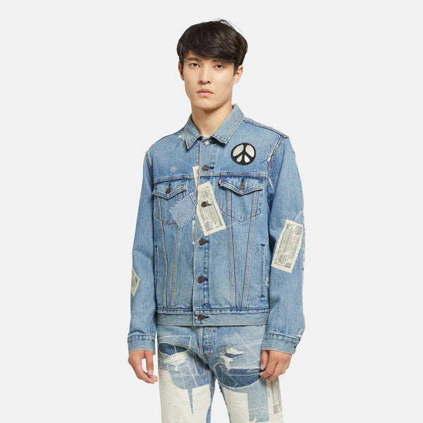 LEVI'S® MEN'S TRUCKER JACKET - MED INDIGO - WORN IN