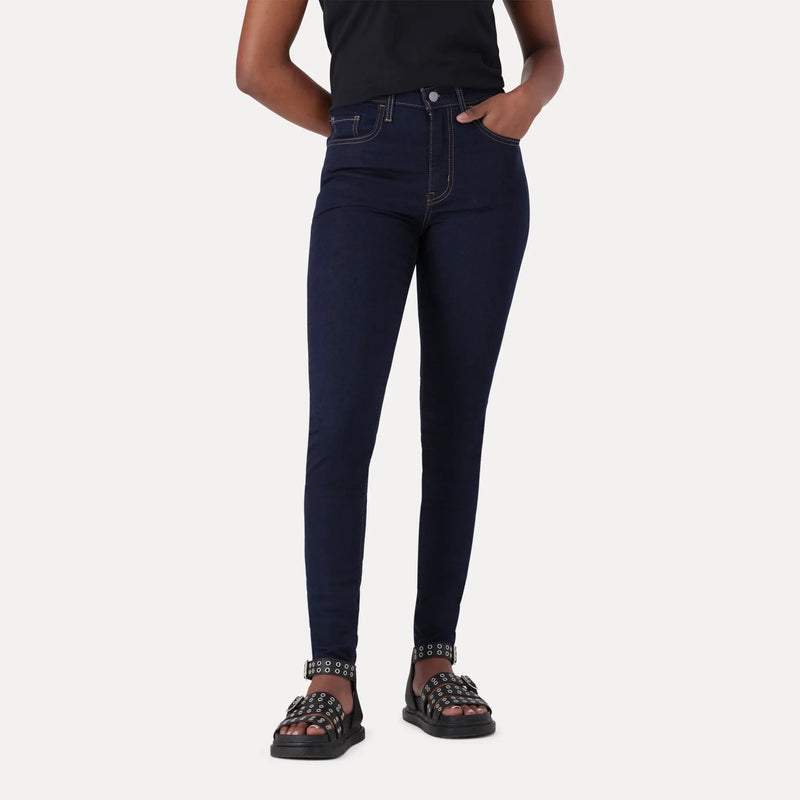 LEVI'S® WOMEN'S 720 HIGH-RISE SUPER SKINNY JEANS - DARK INDIGO - FLAT FINISH