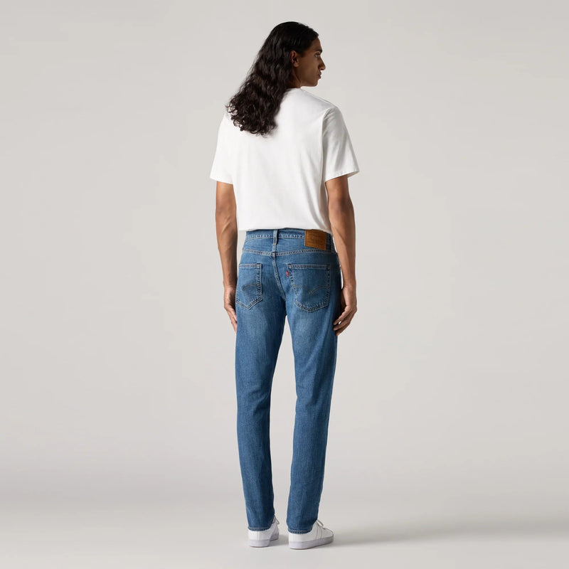 LEVI'S® MEN'S 512™ SLIM TAPER LIGHTWEIGHT JEANS - MEDIUM WASH