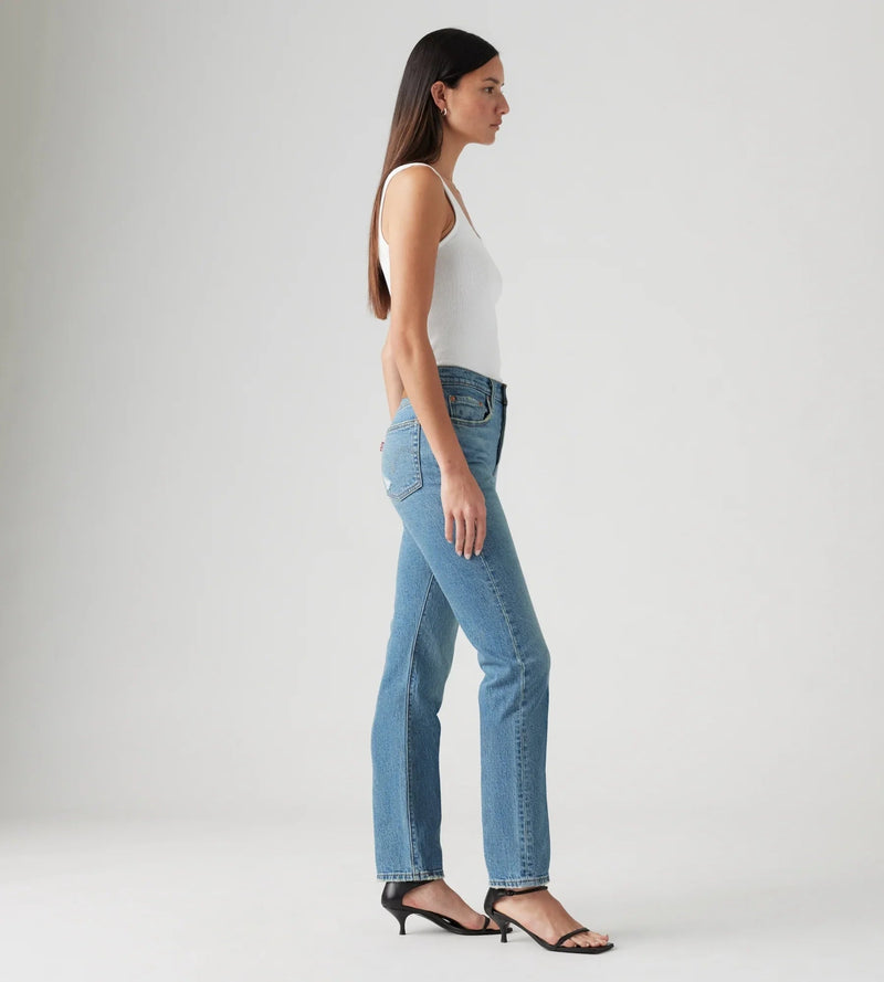 LEVI'S® WOMEN'S 501® ORIGINAL CROPPED JEANS - MED INDIGO - WORN IN