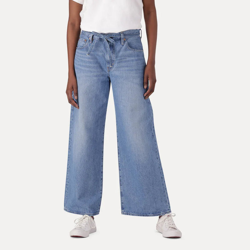 LEVI'S® WOMEN'S XL STRAIGHT - MED INDIGO - WORN IN